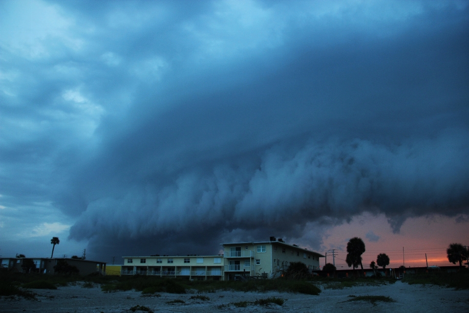 Mare natura oceano nube