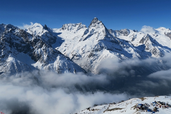 Foto Paesaggio natura all'aperto montagna