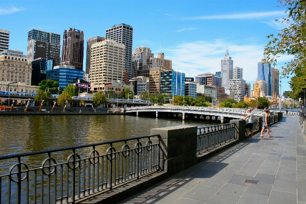 水 建築 遊歩道 橋 写真