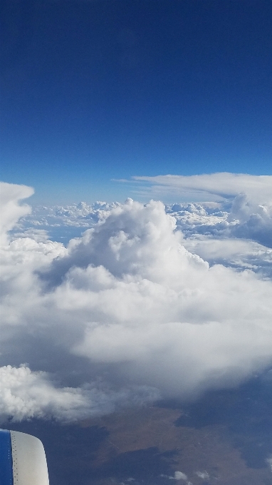 Horizonte montaña nube cielo