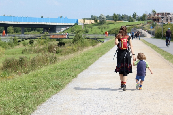 Walk child tourism security Photo