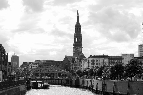 Black and white skyline photography building Photo