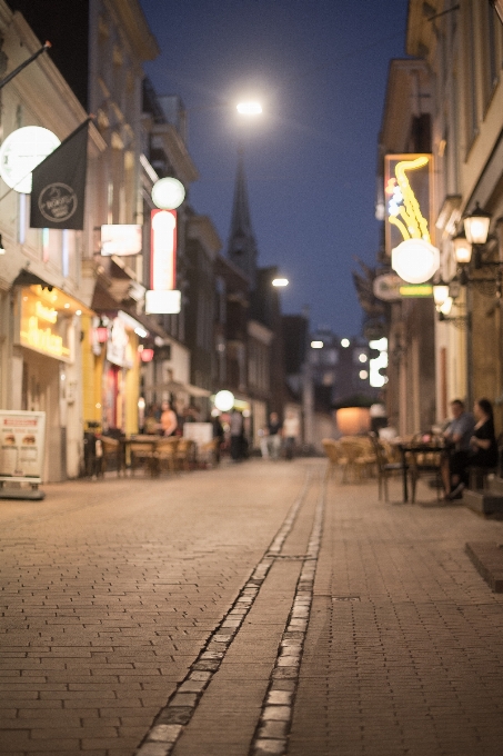 Pedestrian cafe light road