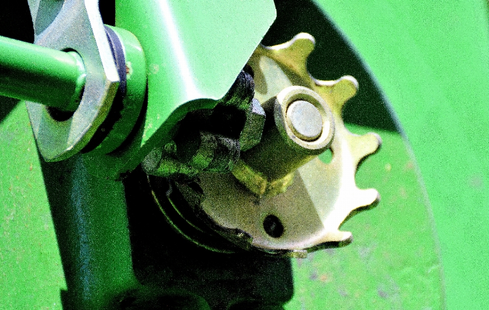 Tecnologia roda verde metal