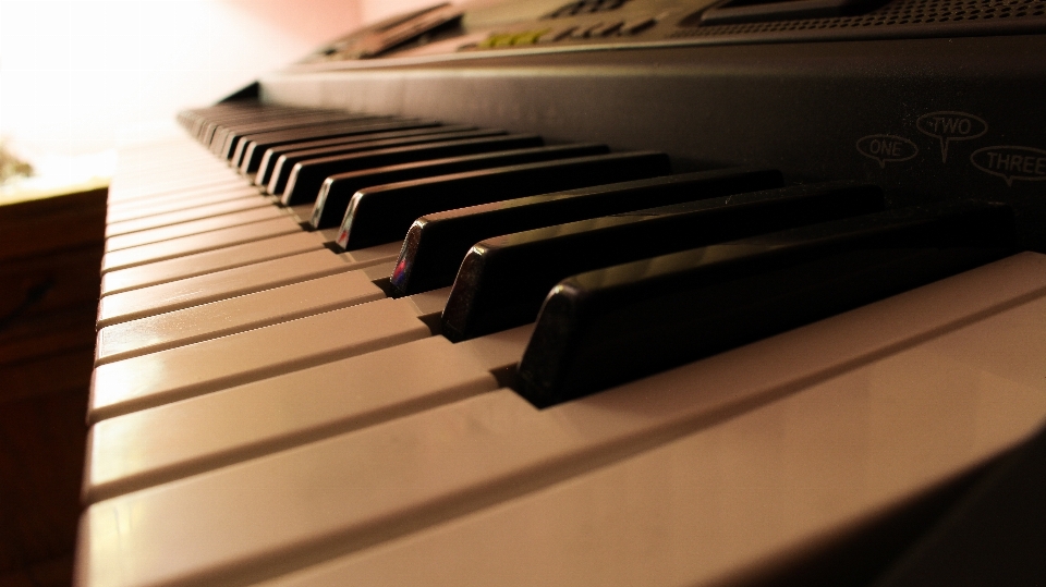 Musique clavier technologie danse