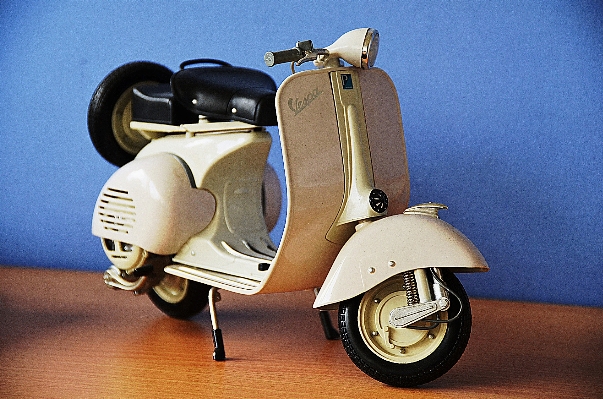 Model italy scooter oldtimer Photo