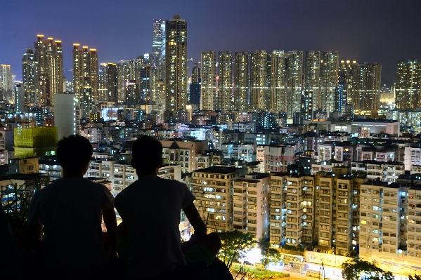 風景 スカイライン 夜 建物 写真