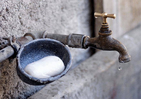 Wasser bauernhof metall landwirtschaft Foto