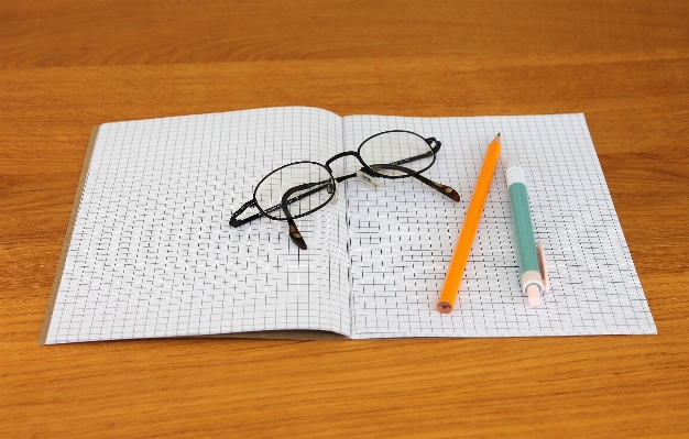 Notebook writing pencil pattern Photo