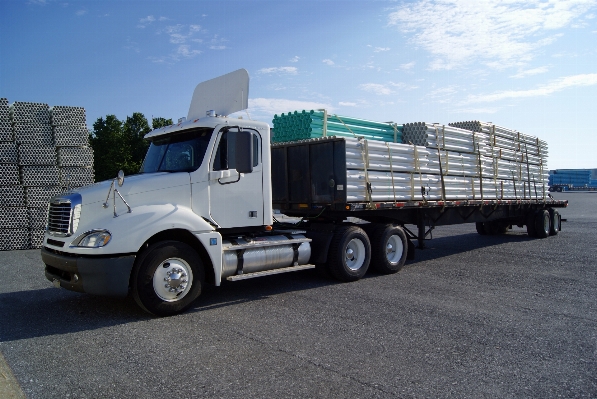 Transport truck vehicle load Photo