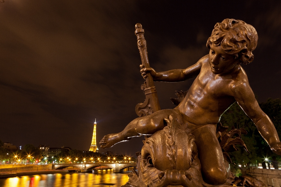 Bridge paris monument statue