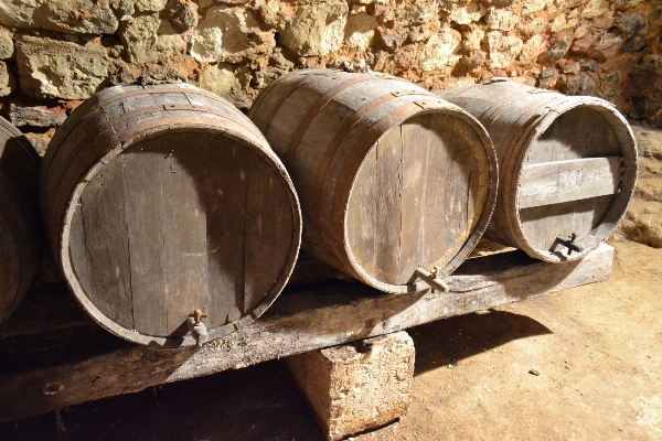 Foto Madeira vinho frança caverna