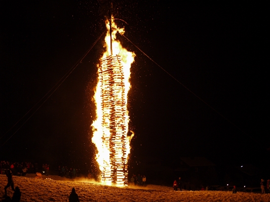 Snow light wood night Photo