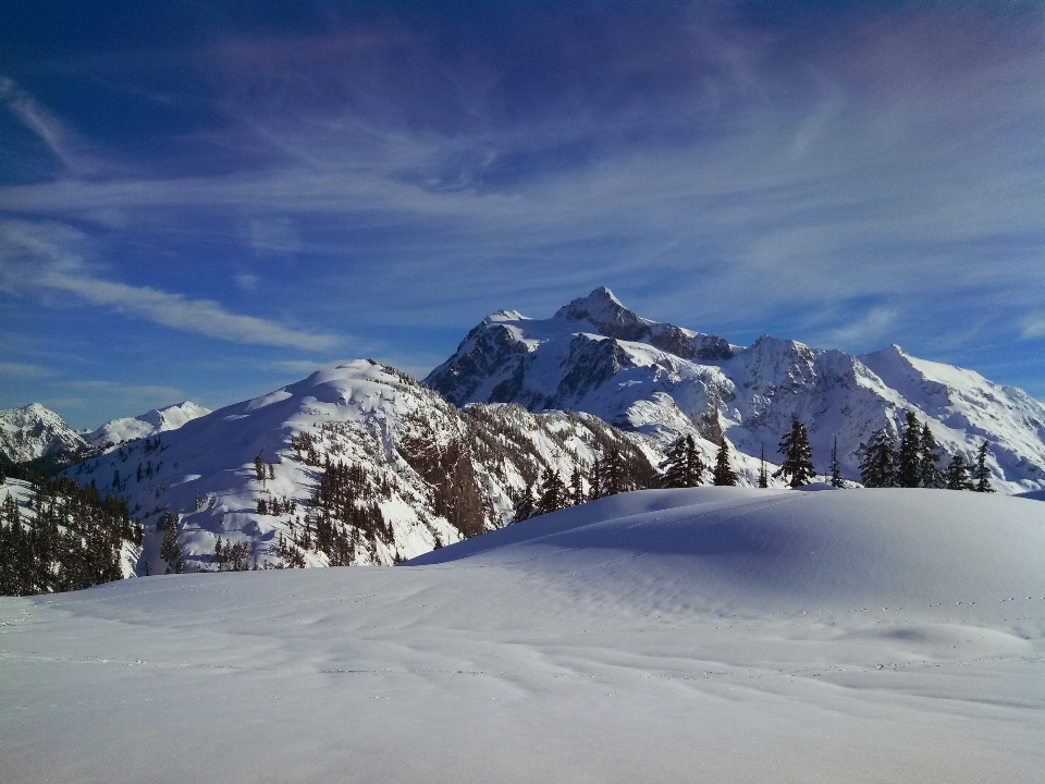 Nature montagne neige hiver