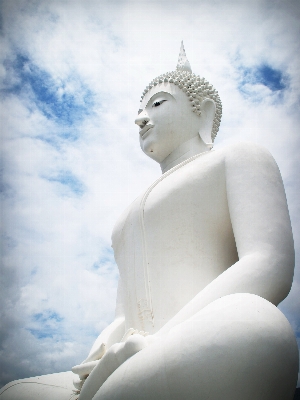 Light white monument contemplation Photo