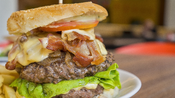 レストラン 皿 食事 食べ物 写真