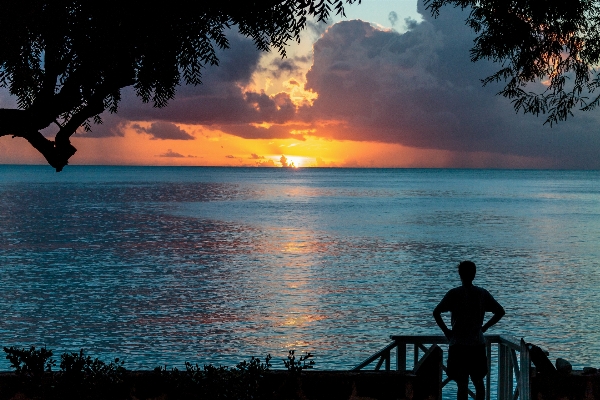 Foto Pantai laut pesisir cakrawala