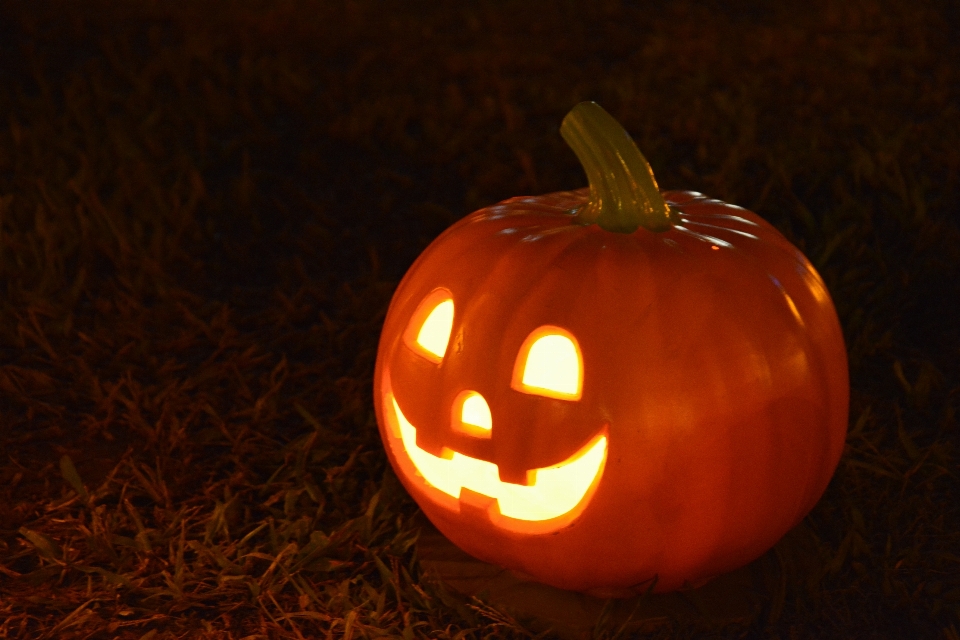 Licht produzieren kürbis halloween