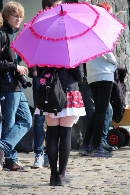 Rouge parapluie couleur mode