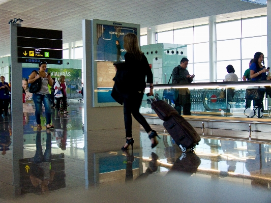 Foto Arquitetura pessoas aeroporto viajando