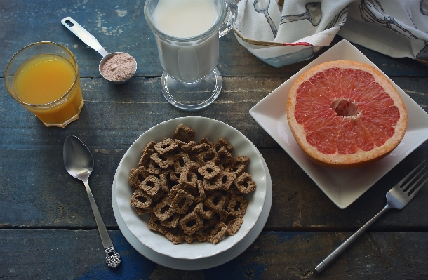 Table plant grain fruit Photo