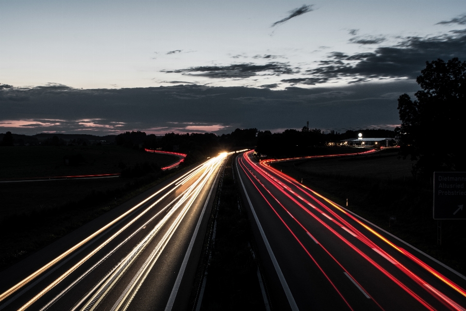 Horizon light sky road