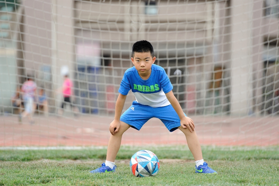 Jogar trem futebol jogador