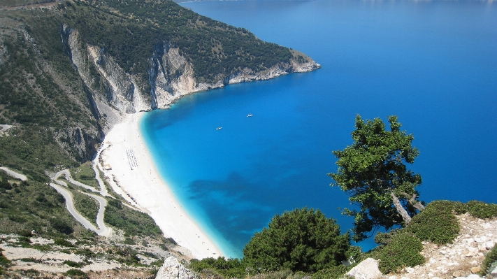 Beach sea coast mountain Photo