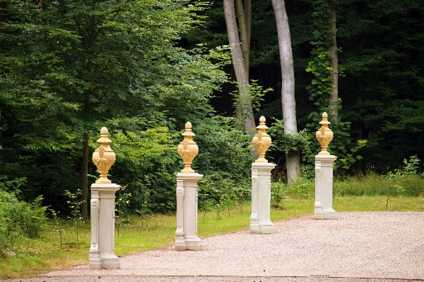 Foto Monumento parco giardino opera d'arte