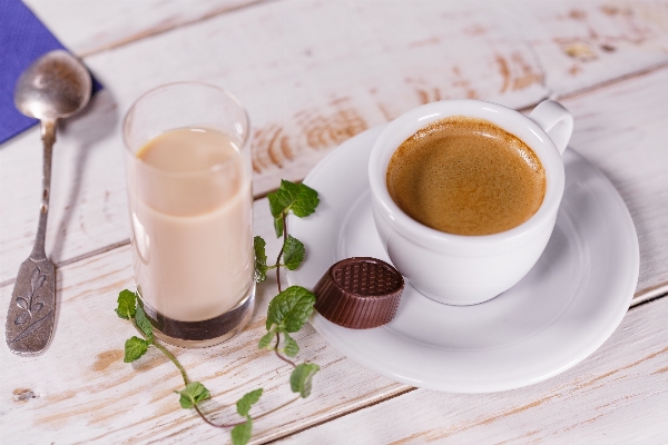 カフェ コーヒー お茶 カップ 写真