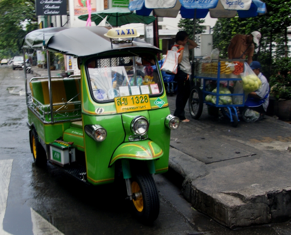 Car transport vehicle asia