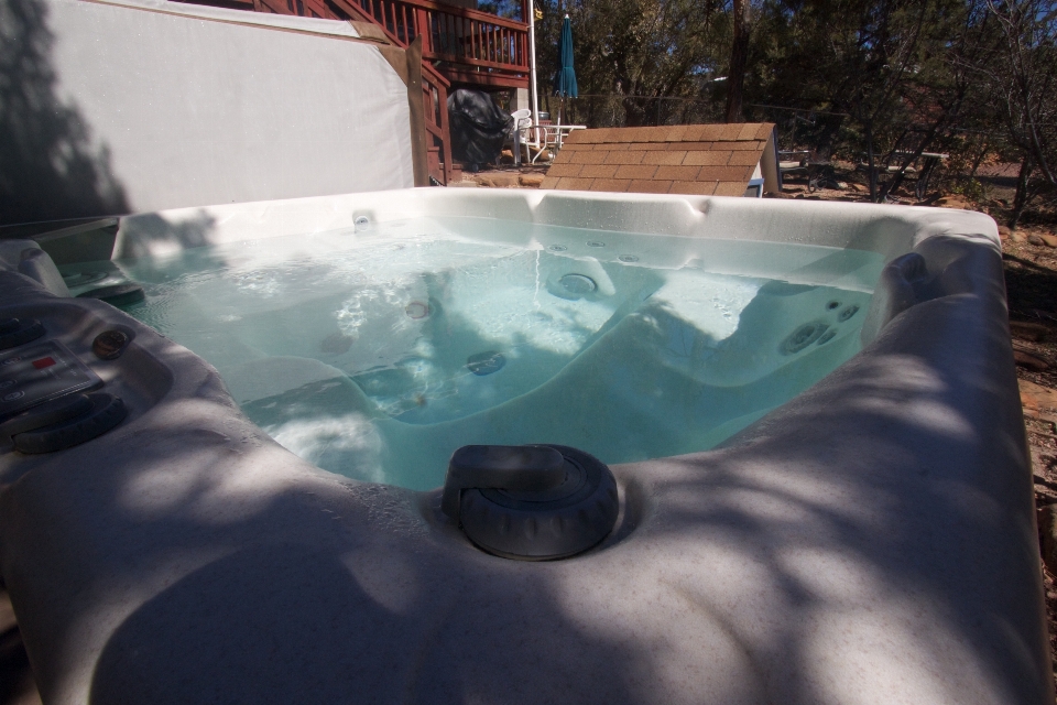 Acqua piscina
 vasca idromassaggio idromassaggio
