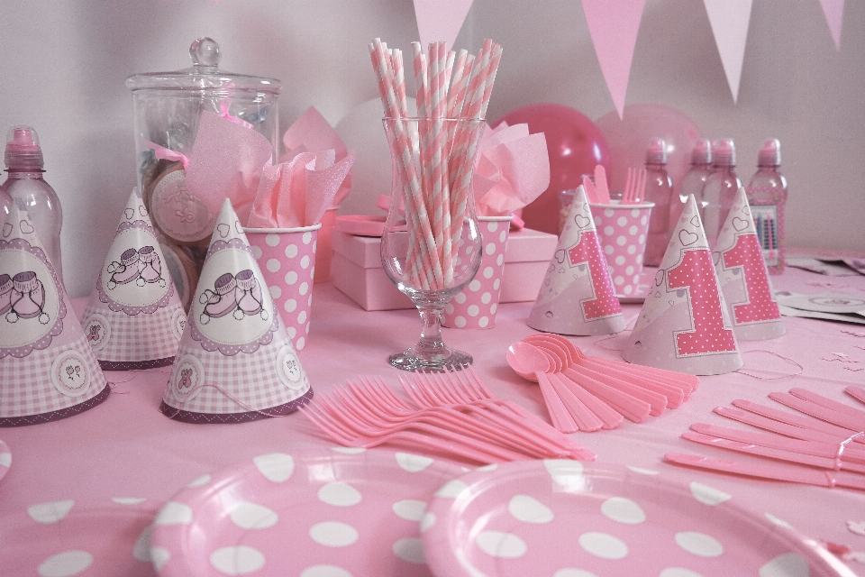 Petal child pink party