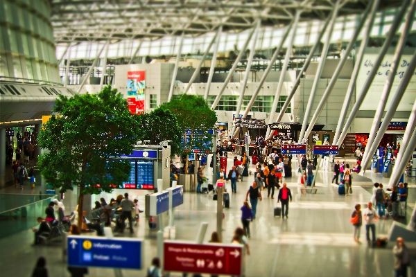 Foto Pedestre arquitetura estrutura prédio