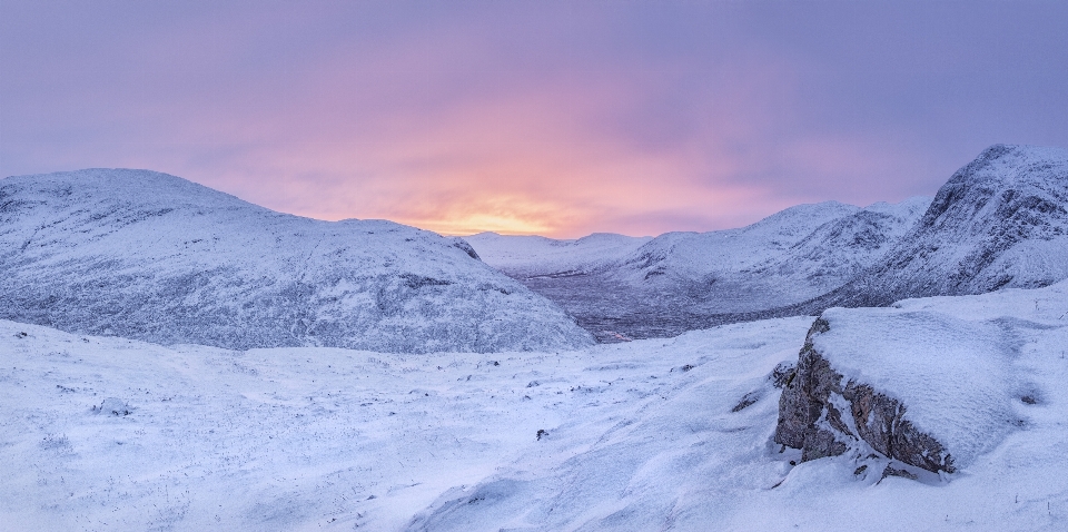 Paysage montagne neige hiver