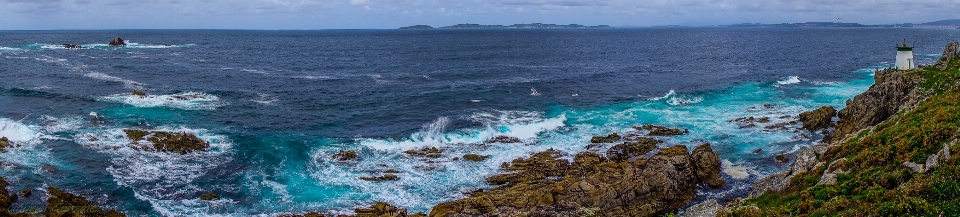 Paesaggio mare costa onda