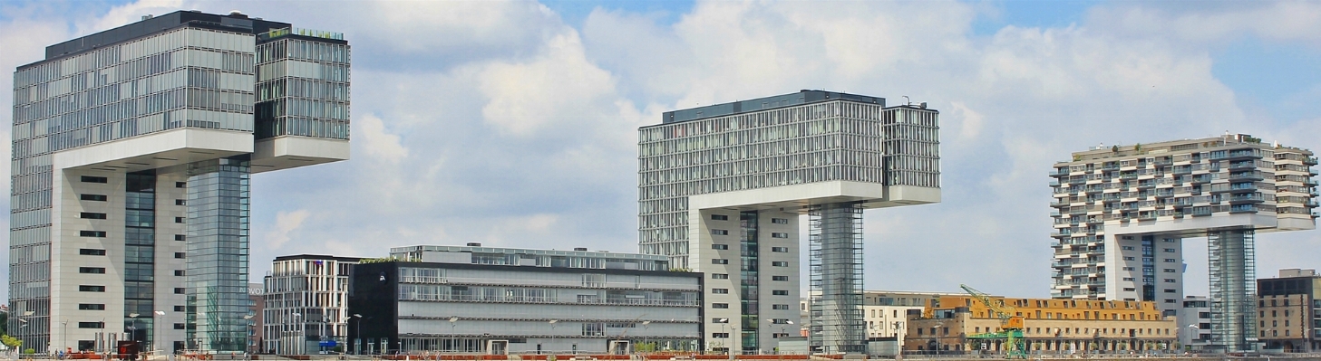 建築 スカイライン 建物 街 写真