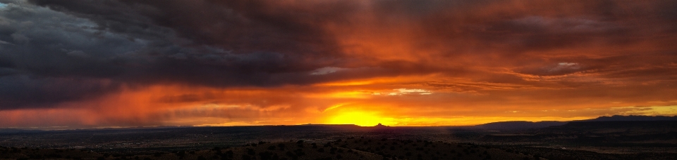 Pôr do sol pradaria
 desastre lava