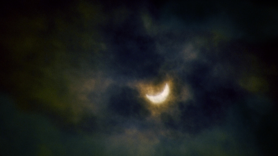 Nube cielo sol luz de