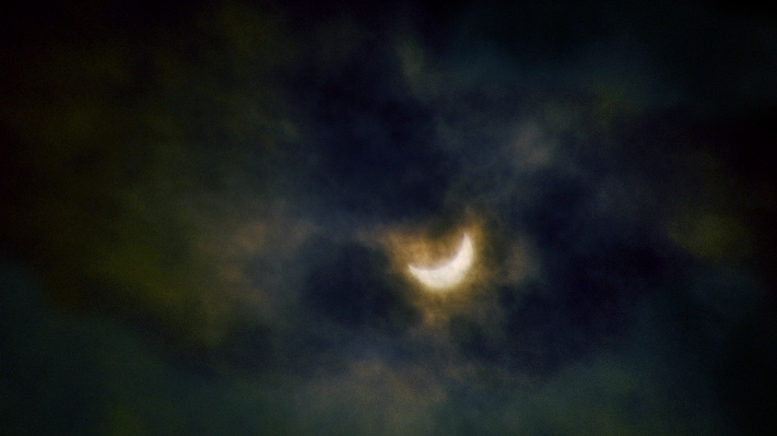 Foto Awan langit matahari sinar