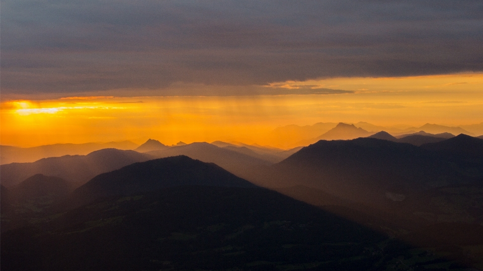 Natur horizont berg wolke