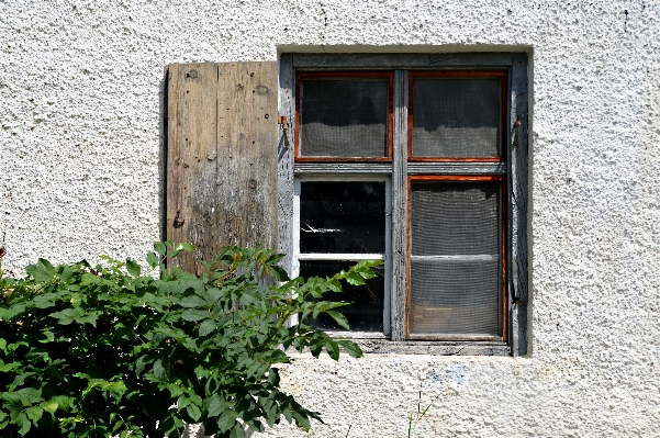 Architecture wood house window Photo