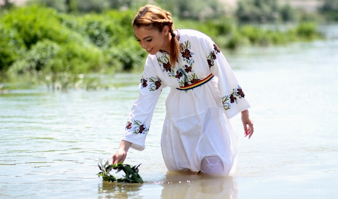 Foto Acqua abito ragazza donna