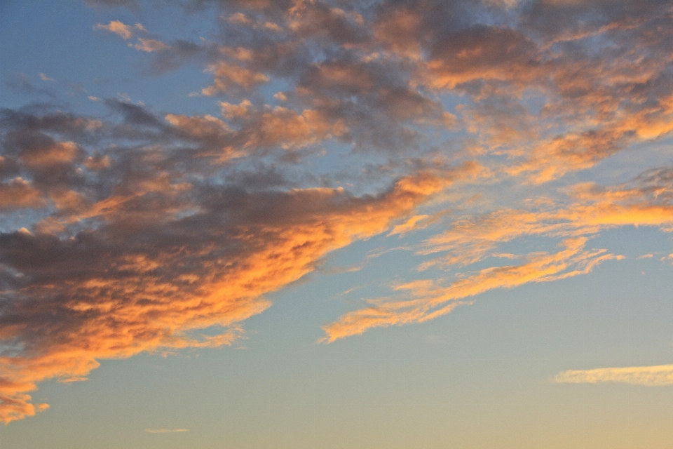 Nature horizon light cloud