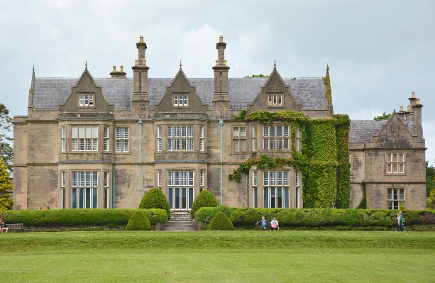 Architecture lawn meadow manor Photo