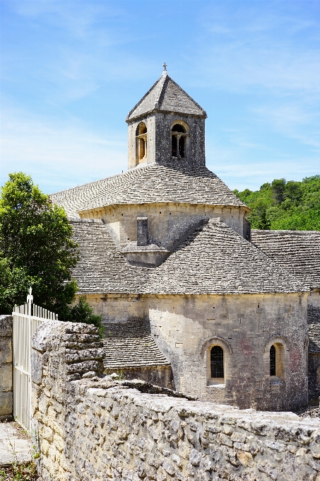 Architecture bâtiment village france