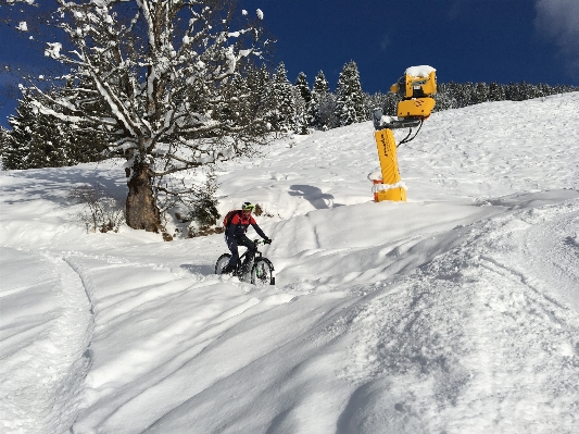 Snow winter sport wheel Photo