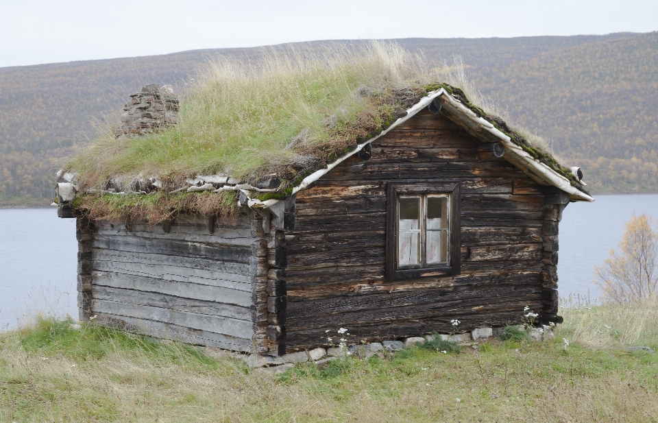 Farm lake building old