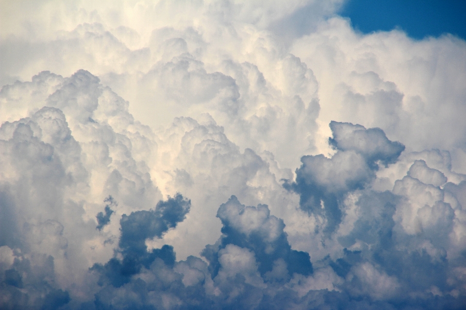 Nuvem céu luz solar atmosfera