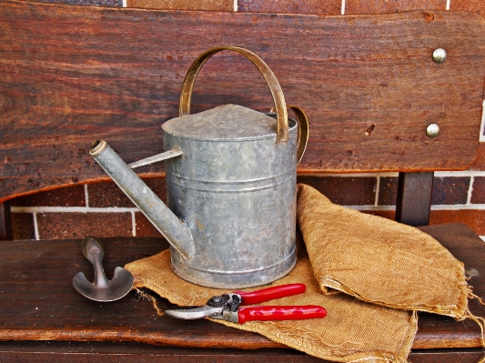 Wood seat pot tool Photo